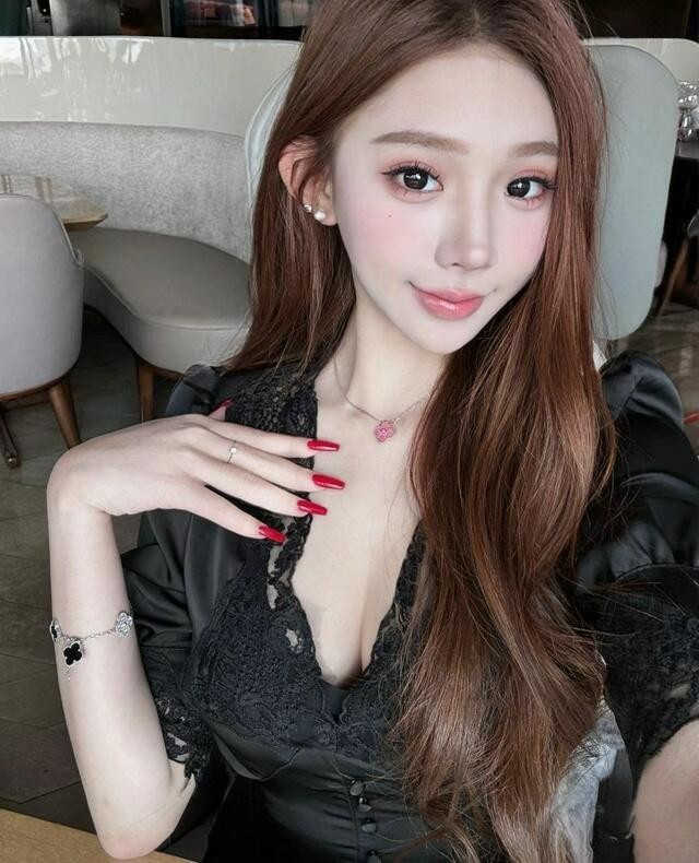 125199_A79U994TN7HXBRQ.jpg
